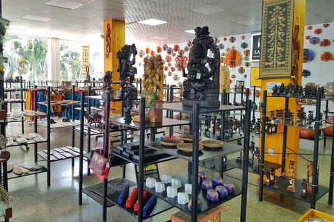 Kandy: Day Tour Explore 10 Top Attractions Tickets Included