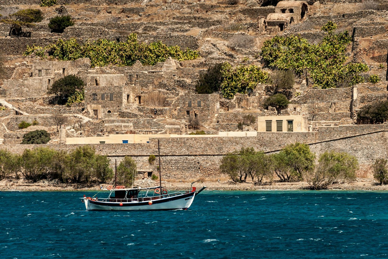 Elounda: Spinalonga Guided Boat Tour with BBQ and Swimming
