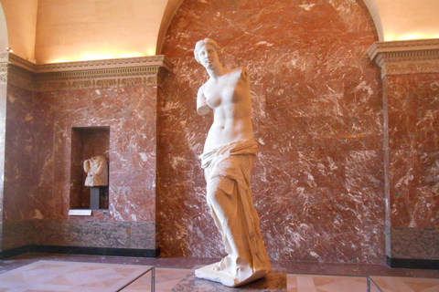 Paris: Louvre Museum Guided Highlights Tour