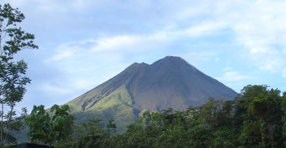 Arenal Volcano & Baldi Hot Springs with Sarchí Visit