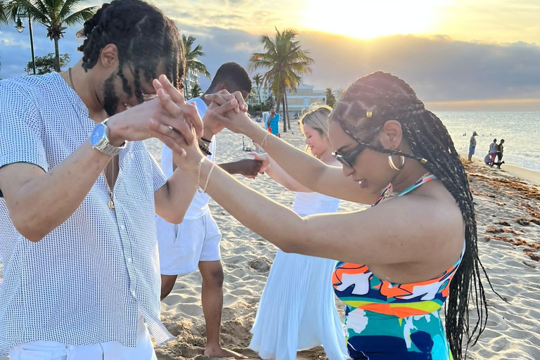 San Juan : Cours de salsa au coucher du soleil sur la plage