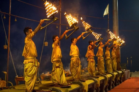 Varanasi : Une excursion privée d'une journée, les points forts et la croisière sur le Gange