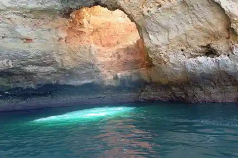 Benagil private boat tour of benagil caves