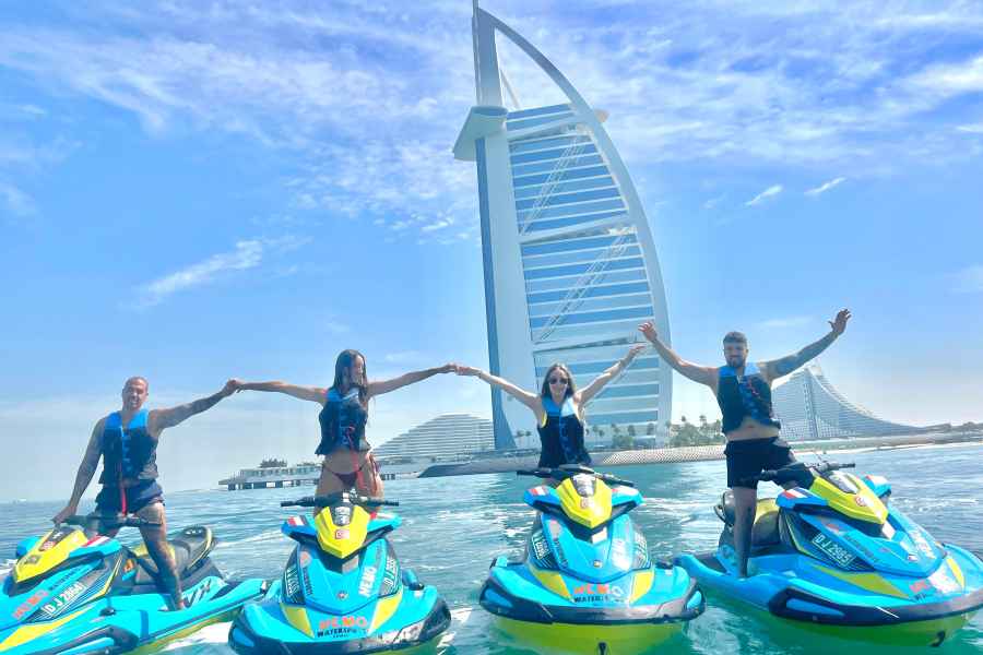 Dubai: Jet Ski Abenteuer zum Burj Al Arab und ein Hot Dog