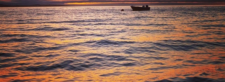 Lagos : tour en bateau au coucher du soleil à Ponta da Piedade