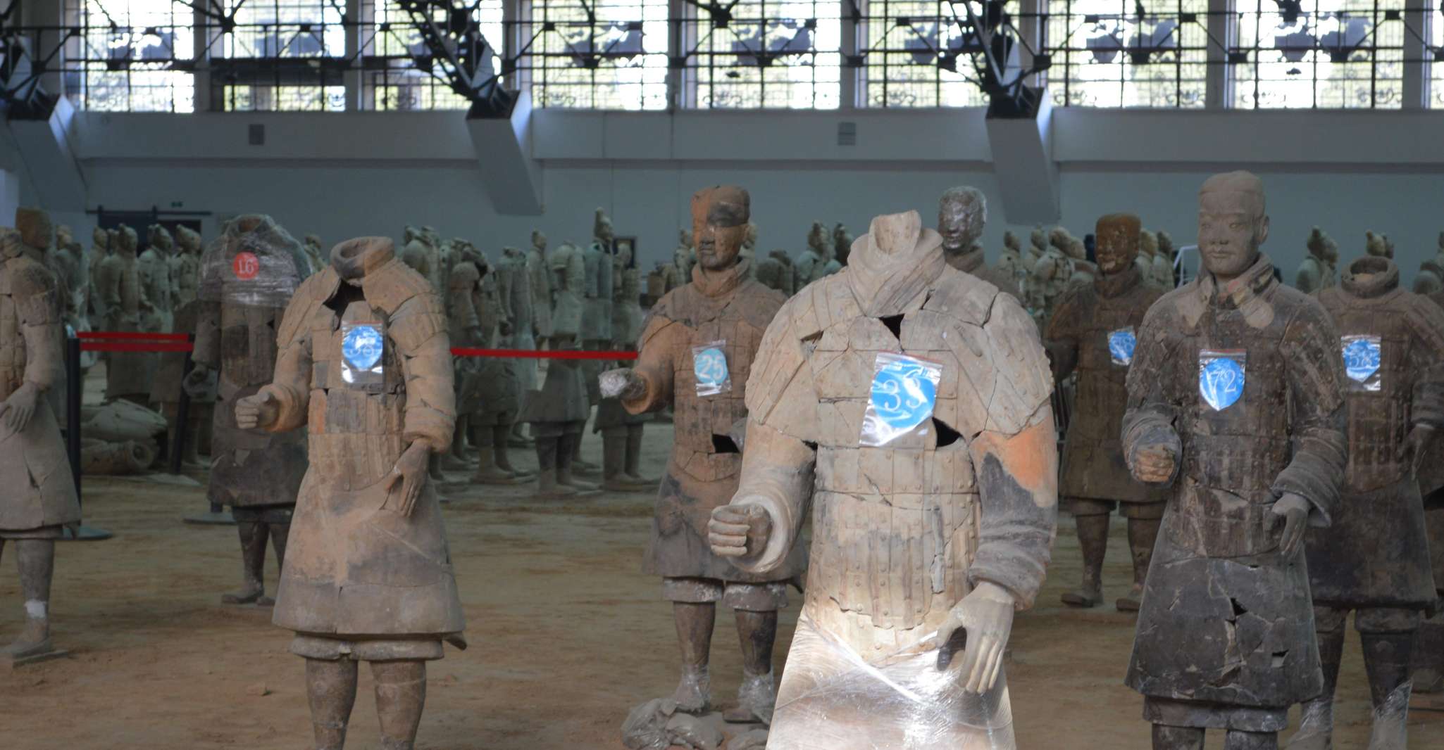 Étude de l'histoire à l'armée de terre en terre cuite et au musée d'archéologie du shaanxi - Housity