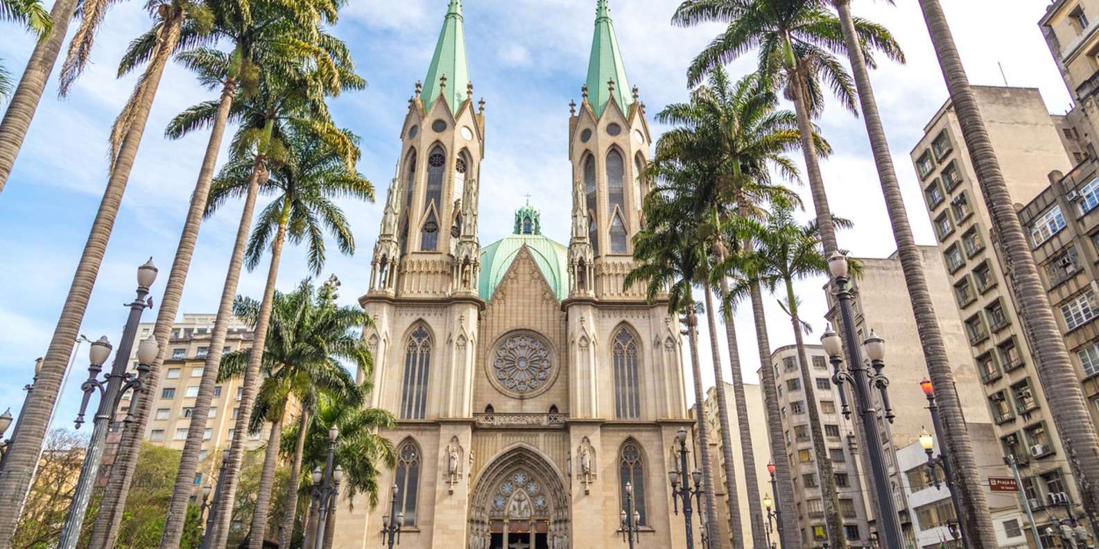 Сан пауло бразилия. Бразилия Sao Paulo Cathedral. Сан Пауло храм.