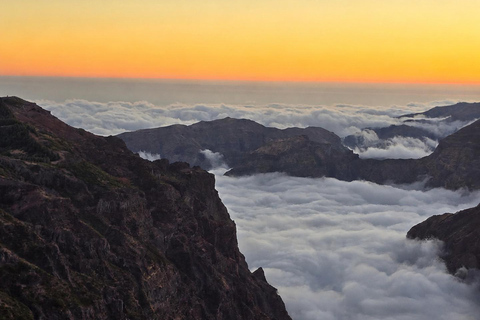 Madeira: Pico do Arieiro Sunset & Stairway to Heaven Walk Pico do Arieiro Sunset & Optional Stairway to Heaven Walk