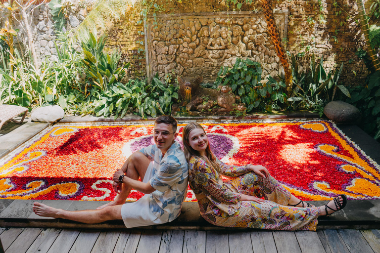 Ubud: Flower Pool Decoration with Photographer & Drone Ubud: Flower Pool Decoration with Photographer & Drone