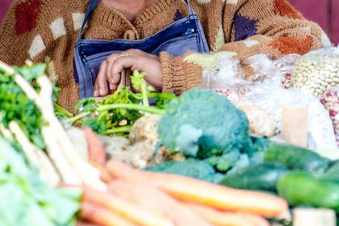 Belgrade: Food Tasting at Locals Favorite Farmers Market
