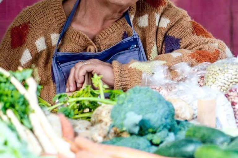 Belgrade: Food Tasting at Locals Favorite Farmers Market