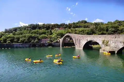 Soft Kayak Experience Devil's Bridge