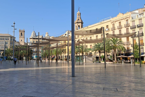 Valencia Old Town: Guided Tour in German with an Official Guide (Small Group) Valencia Old Town: Small Group City Tour in German