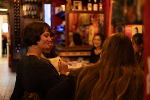 London: Soho & Chinatown Food Walking Tour Flavours of Soho & Chinatown: Group Food Tour