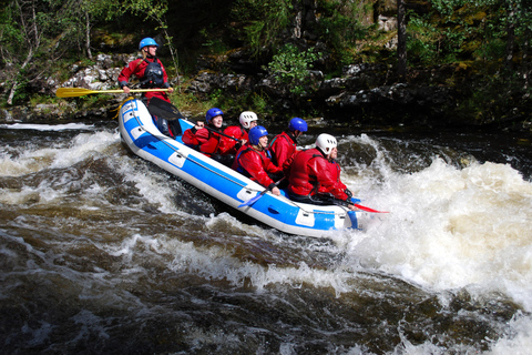 Fort William: Descenso de rápidos en el río Garry