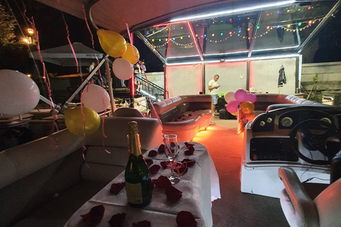 Tbilisi: Electric Bus and Boat Tour