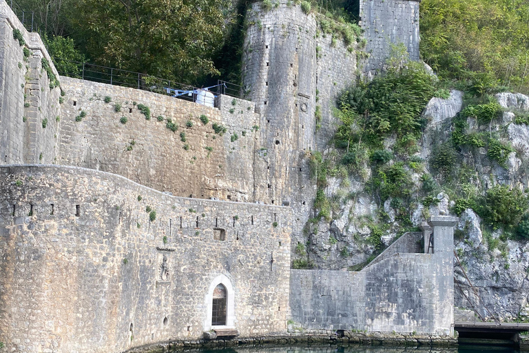 From Tirana : 2 Days Tour to Budva and Kotor