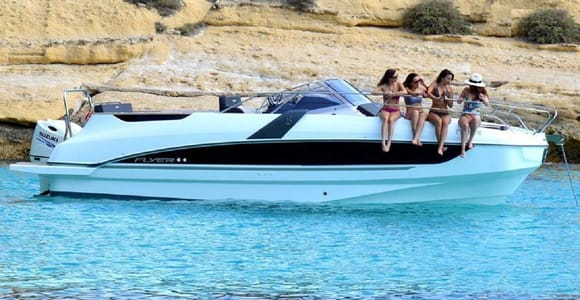 Valencia: Private Motorboat Cruise with Drinks ☀️