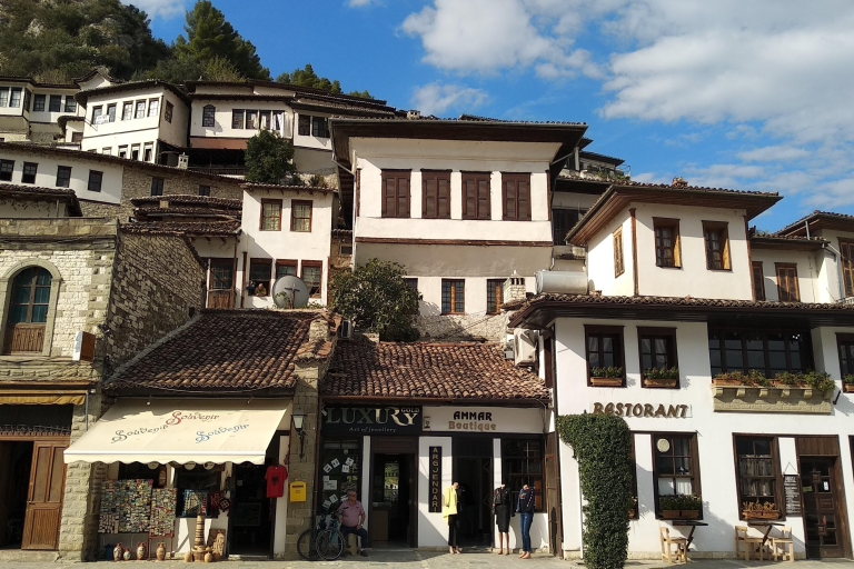 Depuis Tirana ou Durres : Berat en une excursion d'une journée