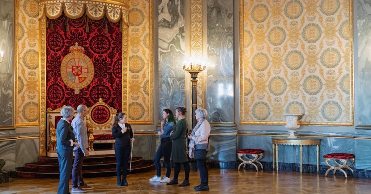was heißt schloss auf englisch