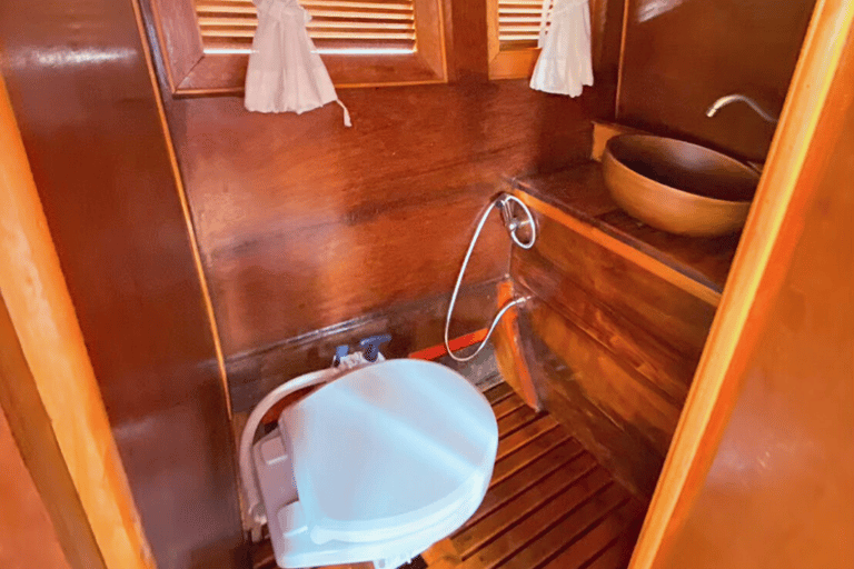 Krabi Sunrise 4 ilhas em um barco antigo de luxo (JOIN)Krabi Sunrise 4 ilhas de lancha rápida PARTICIPA