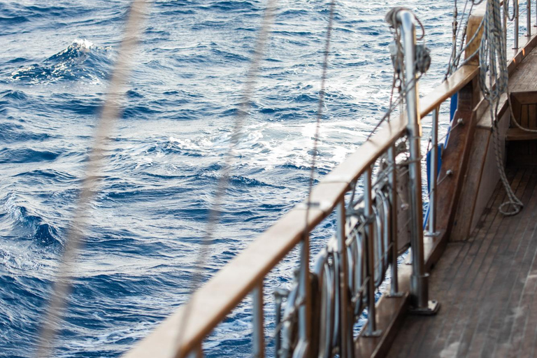 4 dias/3 noites de Zakynthos a Lefkada 18-39s Cruzeiro 20264-days/3-nights Zakynthos to Lefkada 18-39s Cruise 2026