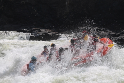 Cataratas Victoria: Aventura de 2,5 días en balsa por el río Zambeze