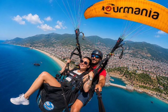 Antalya/Belek: Paragliding Experience & Transfer Option