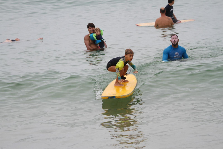 Rio de Janeiro: Surf school with all materials included Surf lessons: Ipanema and Copacabana rivers