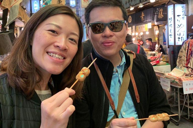 Kyoto: Walking Tour in Gion with Breakfast at Nishiki Market