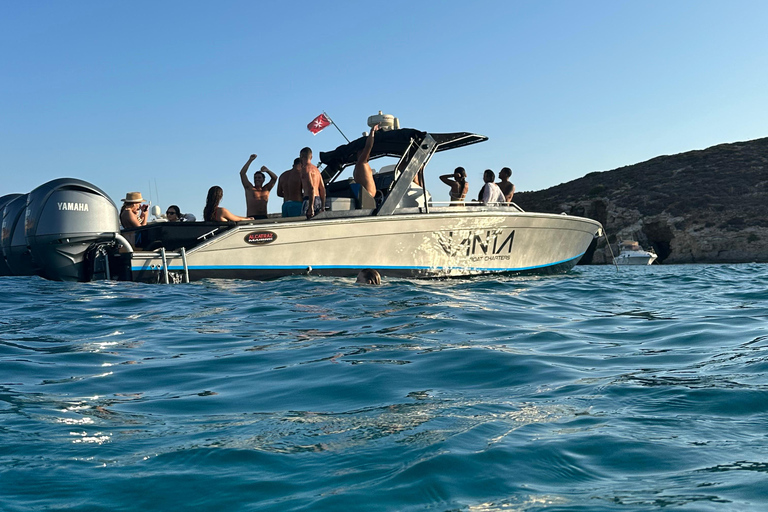 Malta: Powerboat** De Drie Eilanden Privé Boottour