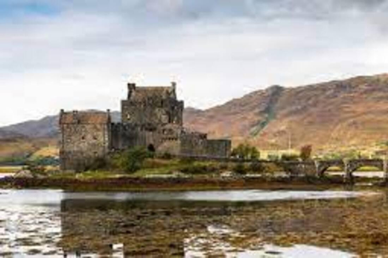 Edinburgh: Glenfinnan, Fort William och Glencoe Voyagers Trip