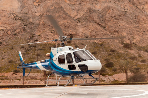 Muscat Hubschrauber TourMuscat Stadtführung mit dem Hubschrauber 30-Minuten