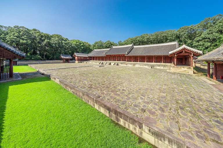 Seoul: Jongro UNESCO Heritage Small Group Walking Tour English Guide