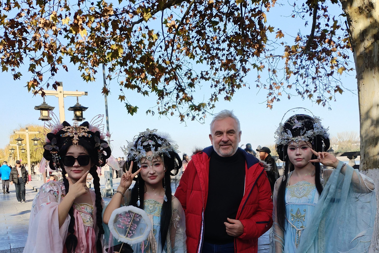 From Zhengzhou: Shaolin Temple and Longmen Grottoes Day Tour Tour starts from Zhengzhou