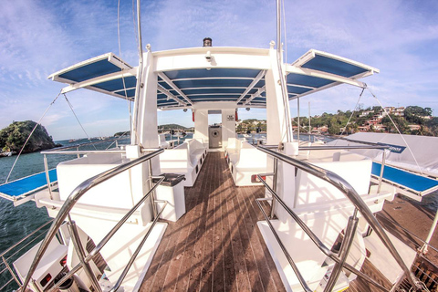 Depuis Rio : Visite d&#039;une jounée à Búzios avec excursion en catamaran et déjeuner