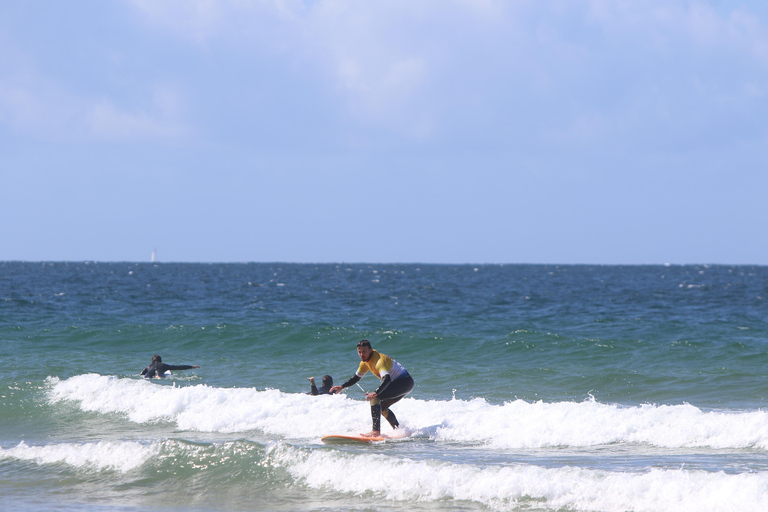 Lisbon-Cascais: Surf Local Experience