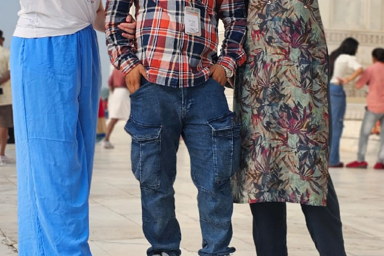 Agra: Taj Mahal with Mausoleum Skip-The-Line Tickets