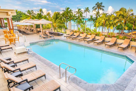 Honolulu: Hyatt Regency Waikiki Beach Resort Day Pass