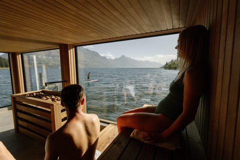 Queenstown: Floating Sauna Experience on Lake Whakatipu Communal Session