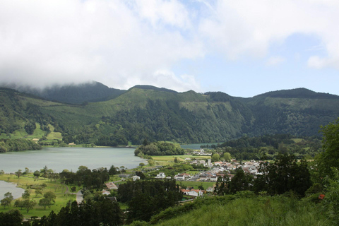 Azores: Sete Cidades Mountain Horseback Ride