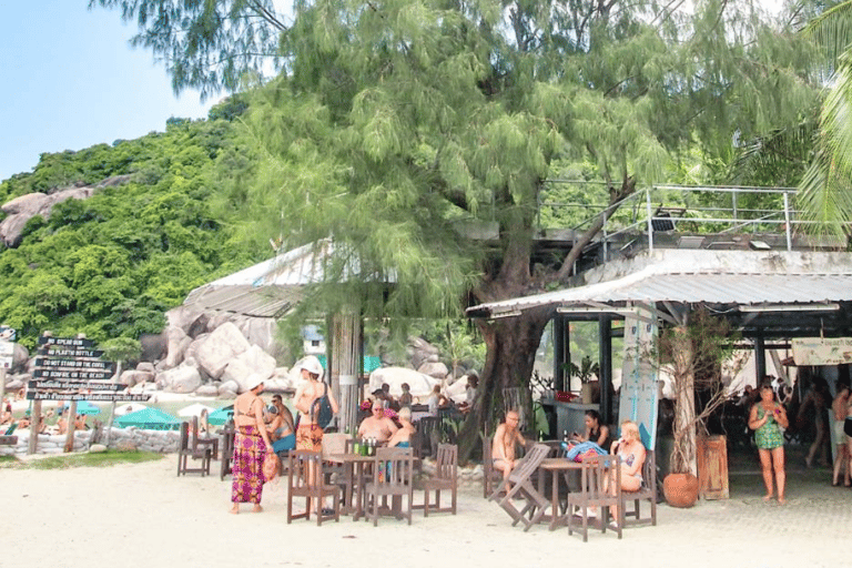 Ko Tao: Vintage Boat-Small Group Snorkeling Day Trip w/Meals