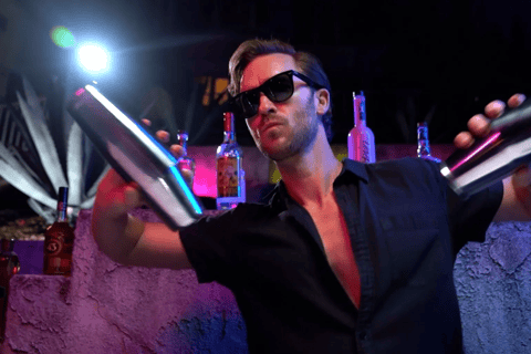 Los Angeles: Cocktail-Making Class with Mixologist