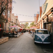 Geelong: Little Creatures Brewery Tour with Tasting Paddle