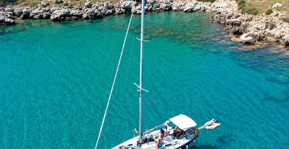Lindos: Full-Day Sailing Cruise with Lunch & Drinks