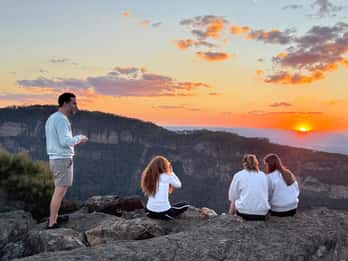 Sydney: Blue Mountains Kangaroos, Wilderness and Sunset Tour