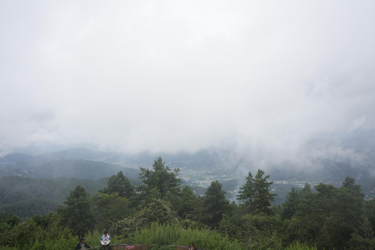 Kathmandu: Nagarkot Sunset Tour with Himalayan Views Kathmandu: Nagarkot and Bhaktapur Durbar Square with dinner