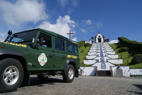 São Miguel: Excursão de jipe 4WD de dia inteiro às Furnas com almoço