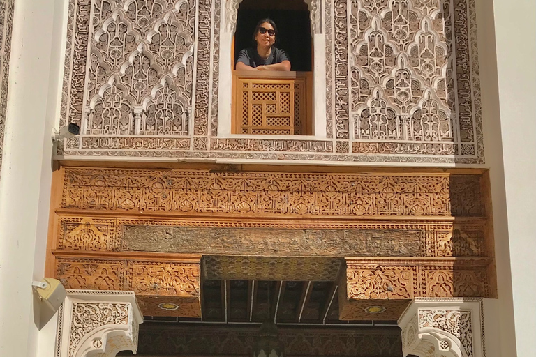 Marrakech: 2 Stunden Koutobia & Medrassa private Tour zu FußMarrakech: 2 Stunden religiöses Verständnis private Tour