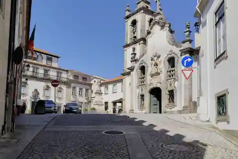 Portugal: Lafões Region Day Tour with Food and Wine Tasting